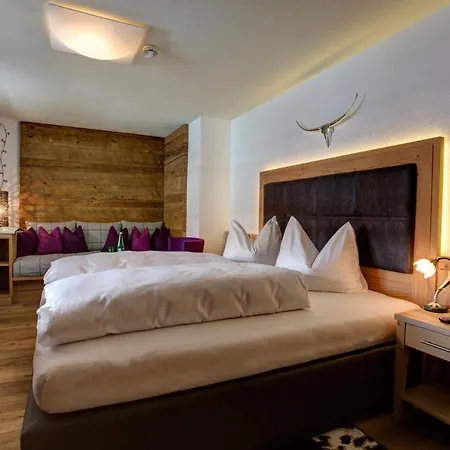 Garni - Restaurant Kaminstube Hotell