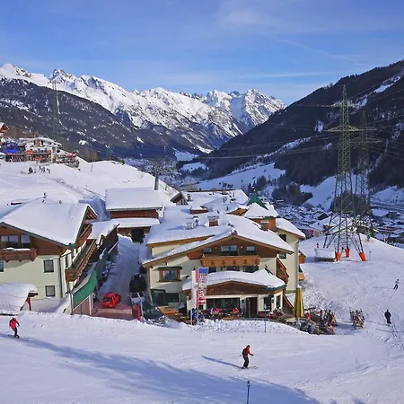 Hotel Garni - Restaurant Kaminstube St. Anton am Arlberg