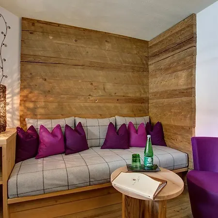 Garni - Restaurant Kaminstube Hotel 4*