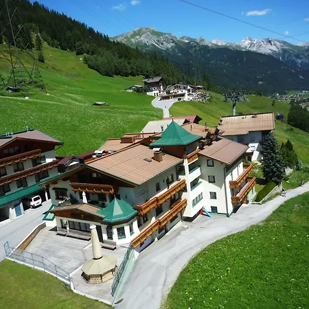 Garni - Restaurant Kaminstube Σανκτ Αντόν αμ Άλμπεργκ