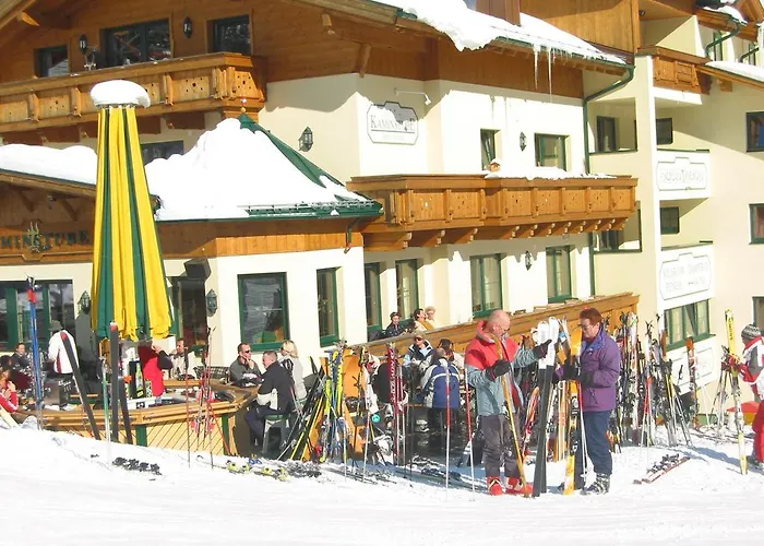 Garni - Restaurant Kaminstube Σανκτ Αντόν αμ Άλμπεργκ