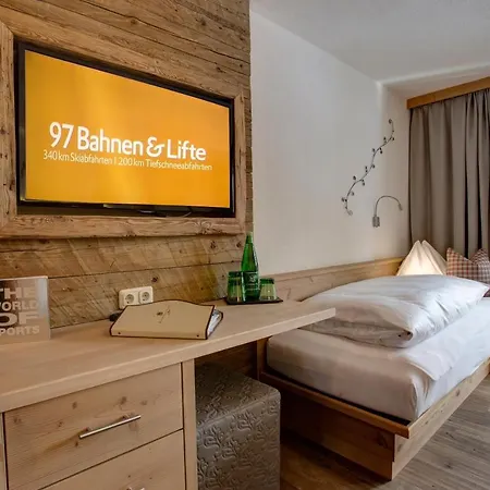 Garni - Restaurant Kaminstube 4*