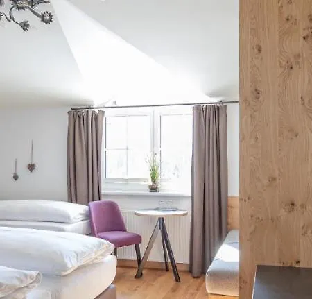 Garni - Restaurant Kaminstube Hotel